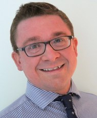 Simon Earl