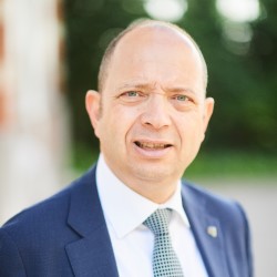 Mr Christophe Vivier