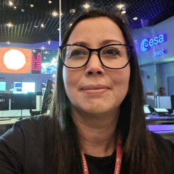 Dr Leah-Nani Alconcel