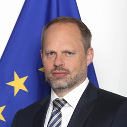 Frederik Schumann
