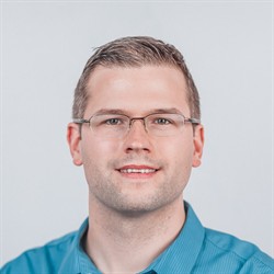 Dr Stefan Schiesser